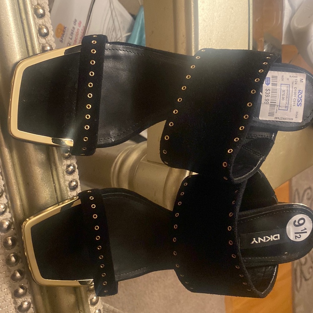 Dkny sandal